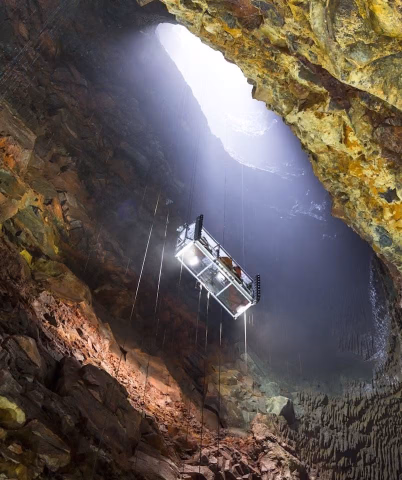 Descenso al volcán Thrihnukagigur, Islandia
