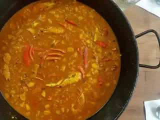 Arroz servido en Bodega La Pascuala