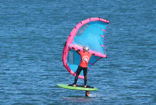 Clase de wingfoil con Ocean Republik, Valencia